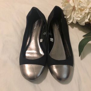 Merona Black and Metallic Flat